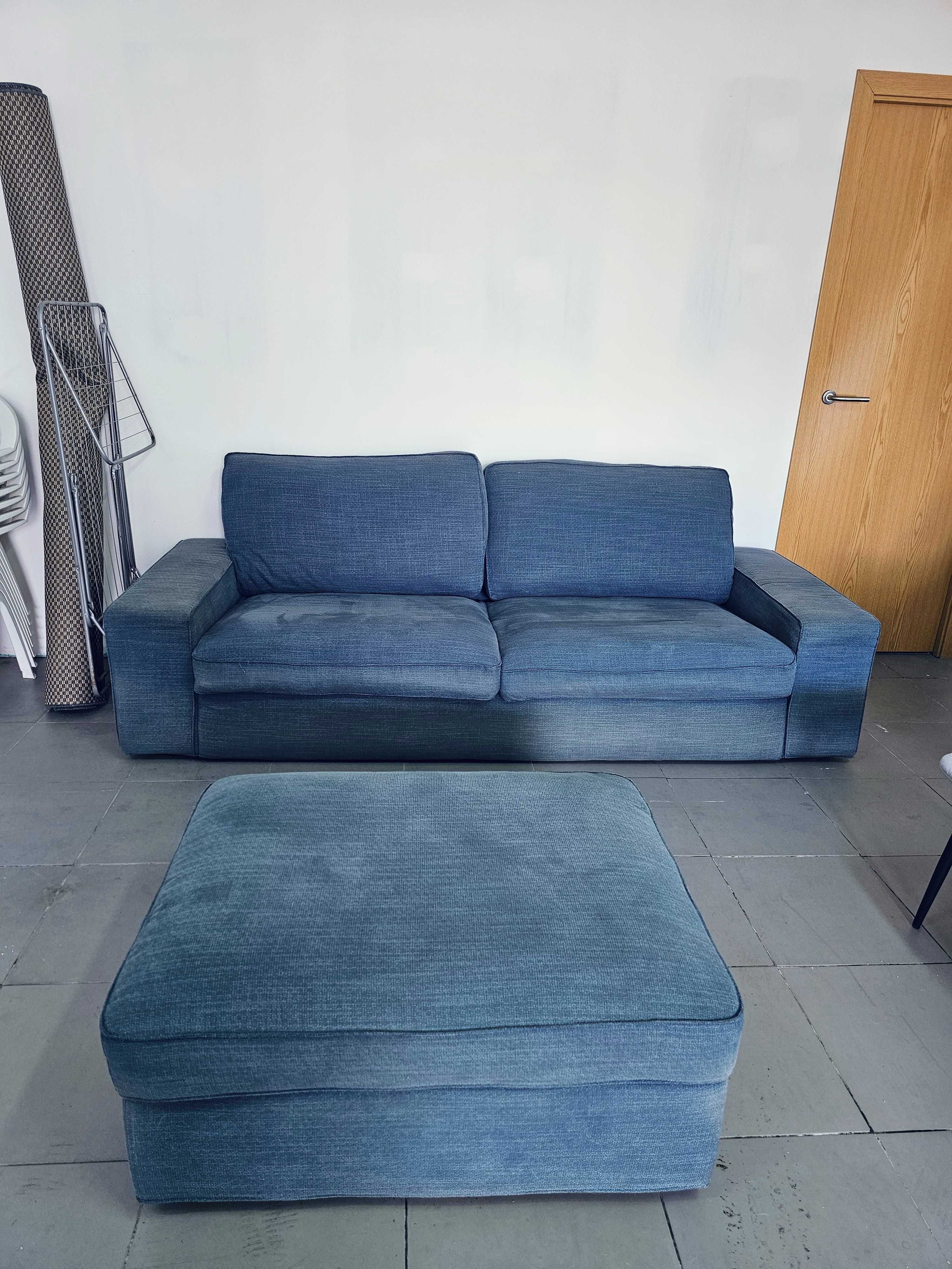 Sofá 3 lugares +puff