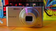 Aparat Sony 20,1 MP stylowy