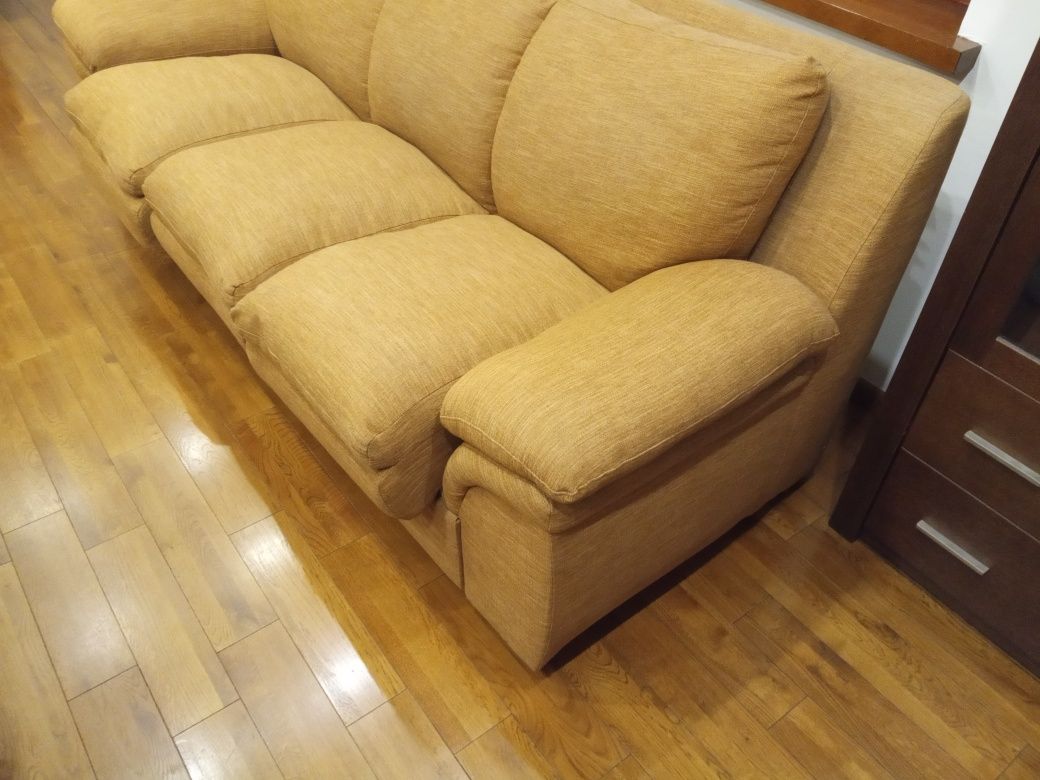 Kanapa sofa wzmacniana