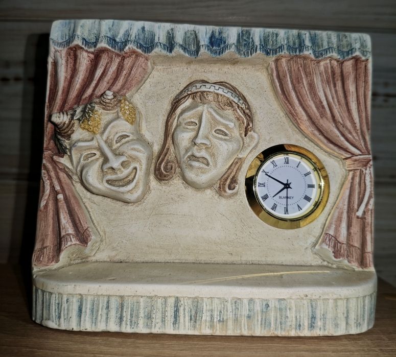Статуэтка с часами театр драма подарок