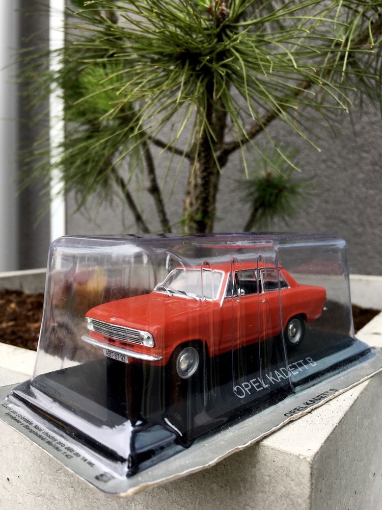 Kolekcjonerski OPEL KADETT B-kultowe auta PRL,model,autka,kolekcja