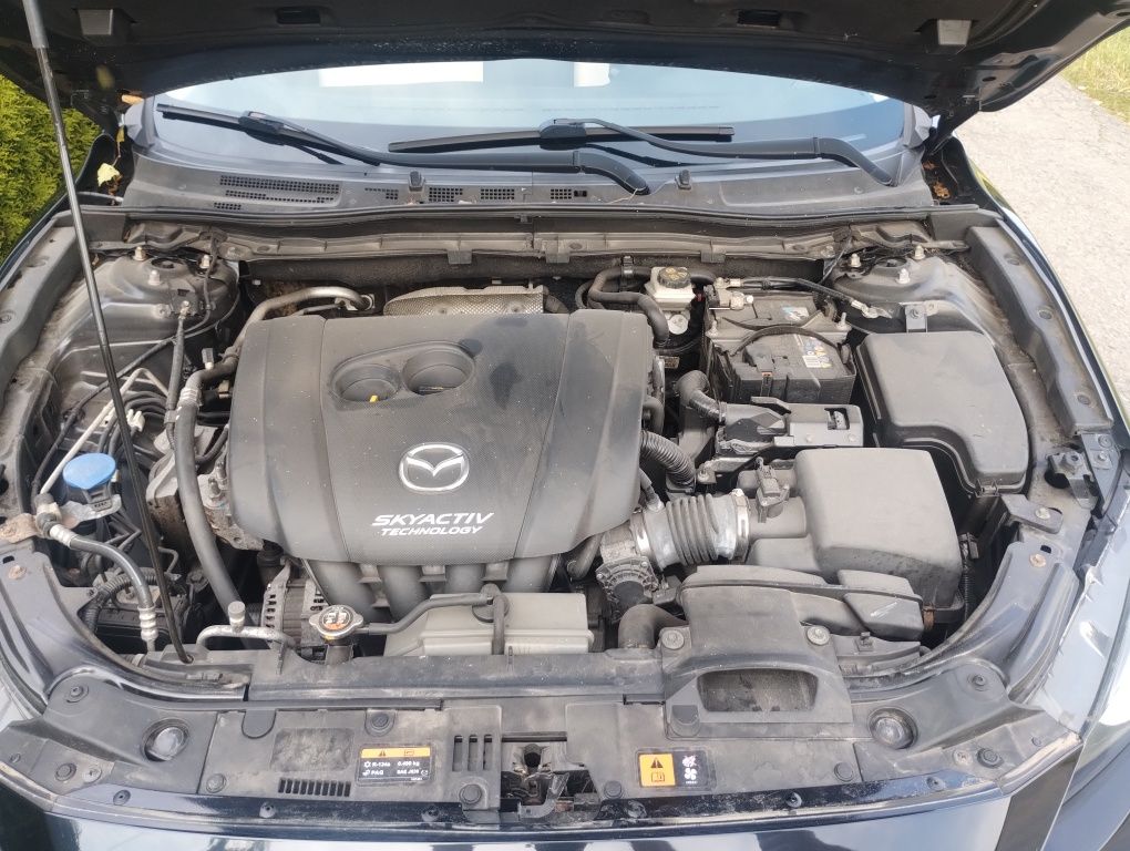 PILNIE SPRZEDAM Mazda 3 2016, 2,0 skyactive
