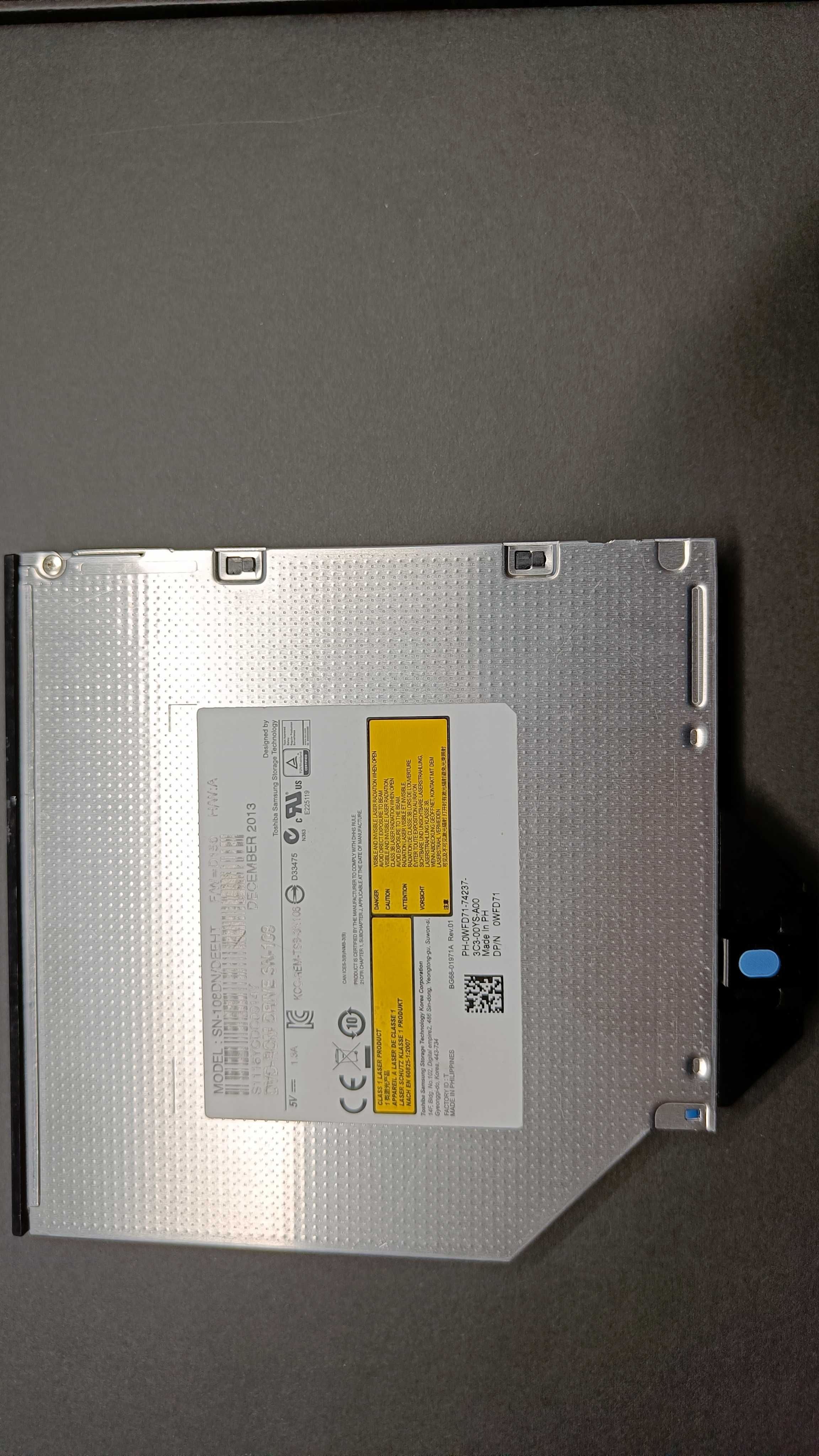 Дисковод  от dell r 720