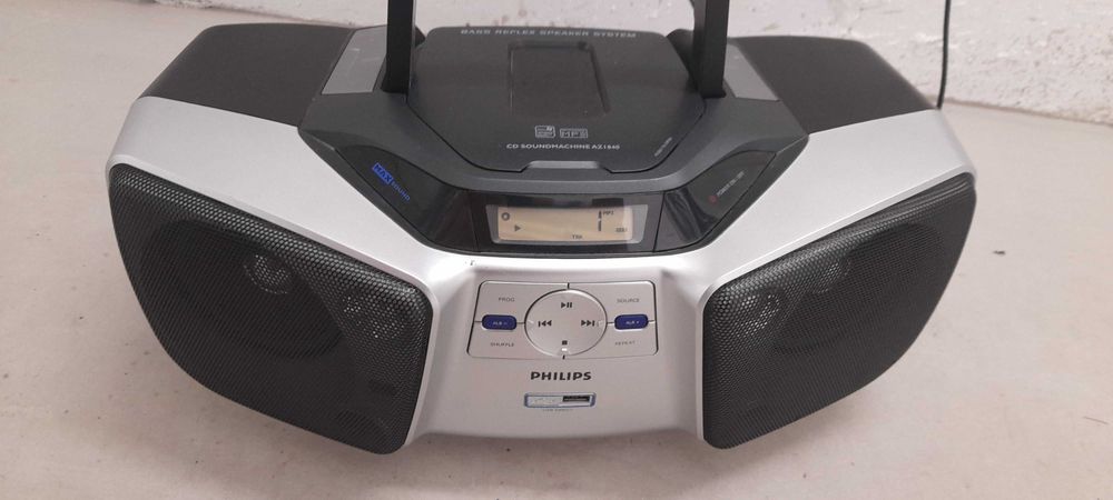 Boombox Philips USB MP3