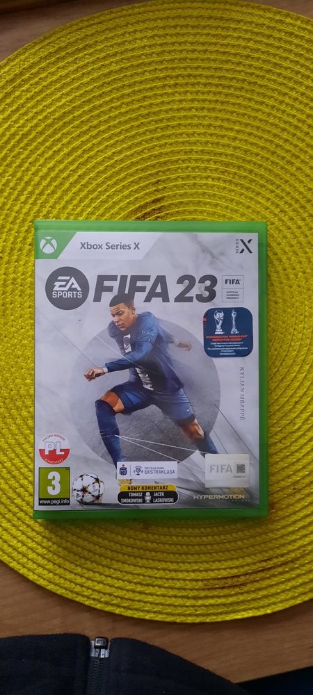 FIFA 2023 na Ibox series X stan bardzo dobry