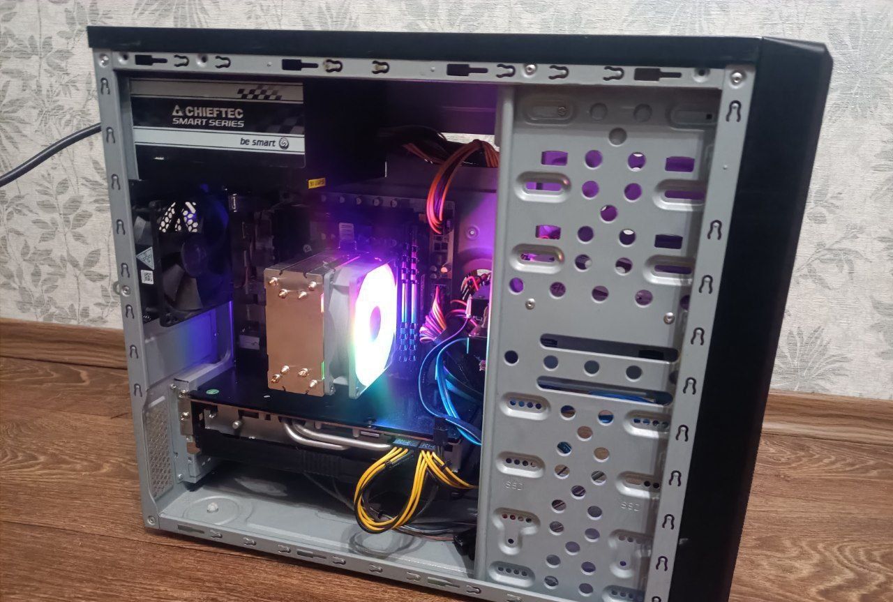 Nvidia RTX 3060 i5-10400f / Radeon RX 5700xt Intel Xeon S.T.A.L.K.E.R.