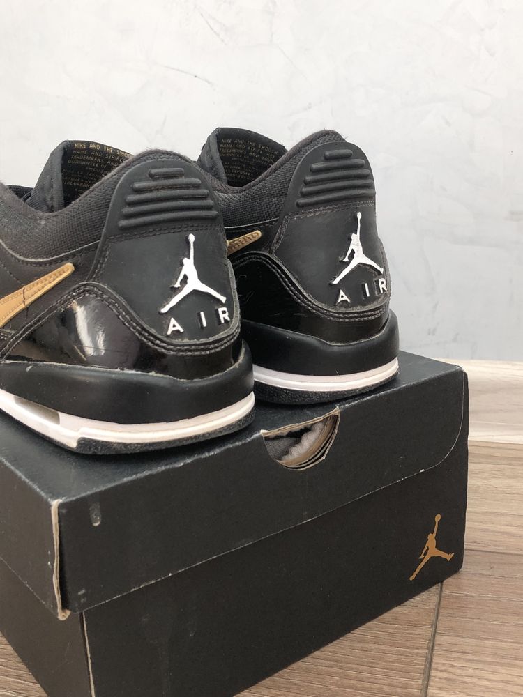 Jordan low оригинал