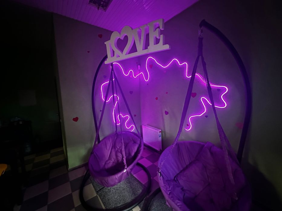 Гойдалки гнізда зі стійками