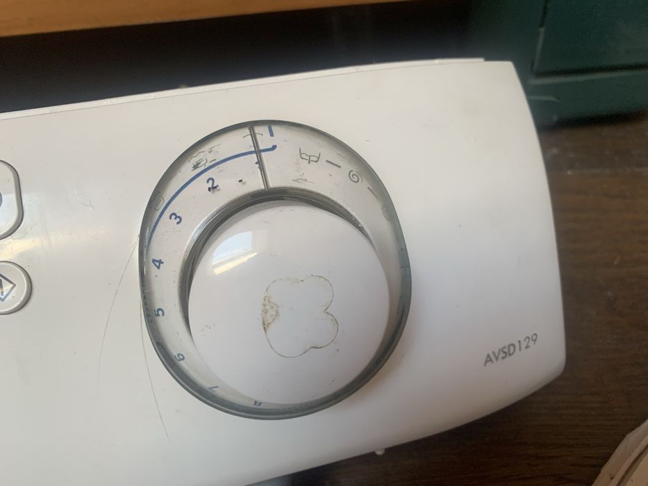 Запчастини до пральки Ariston AVSD129