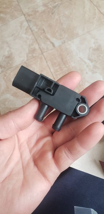 датчик вихлопних газів суперб 3