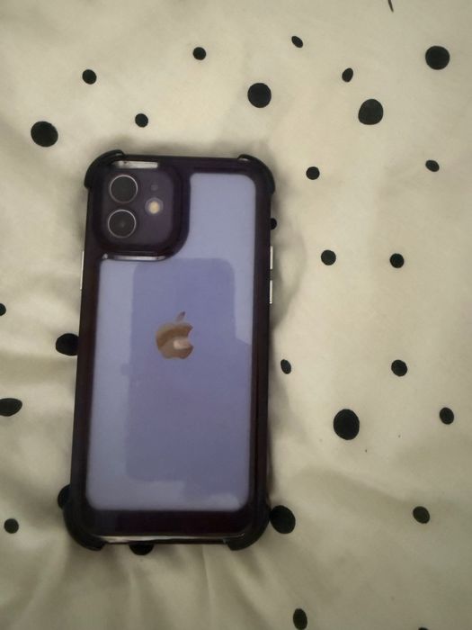iPhone 12, w stanie bardzo  dobrym