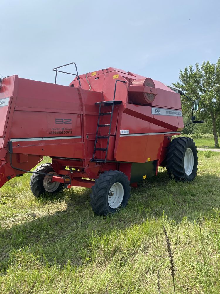 Комбайн зернозбиралний MASSEY FERGUSON 28/SAMPO 2075
