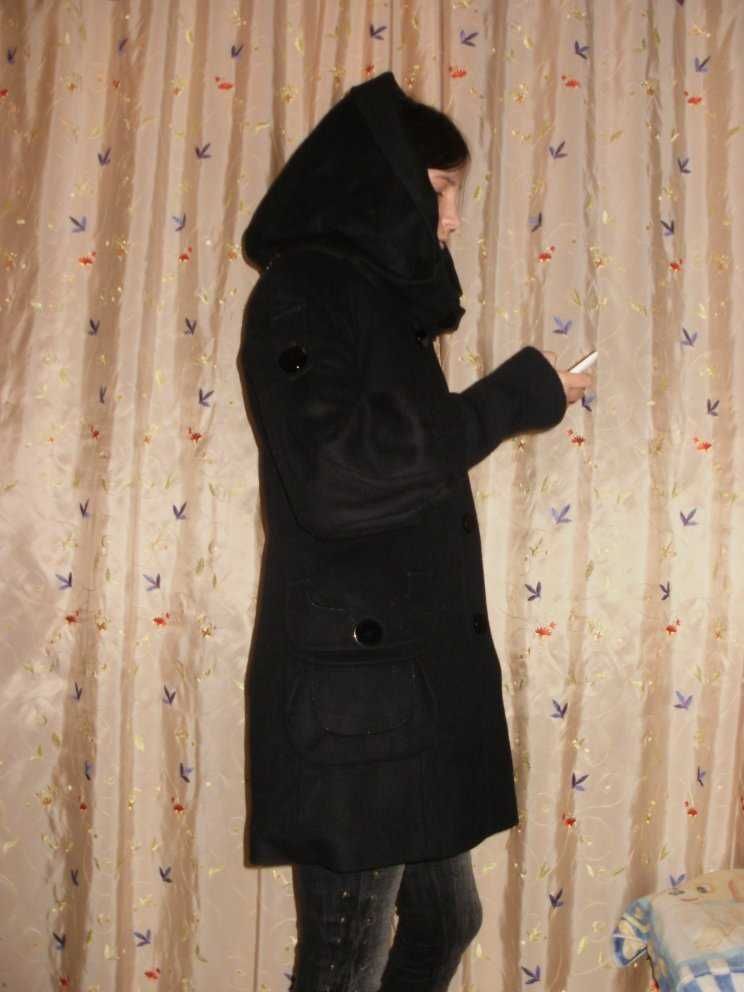 Пальто демисезонное