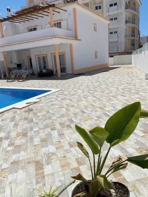 moradia c/piscina privada Armaçao pera/Algarve/400metro ditancia praia
