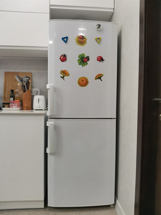 Холодильник Веко двухкамерный