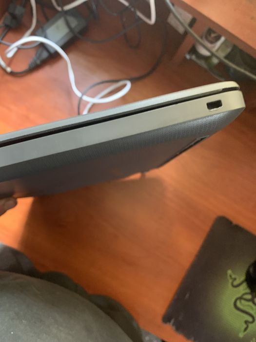 Ноутбук HP250 G7