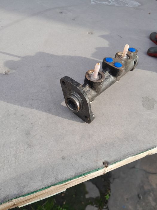 Продам главный тормозной на ваз