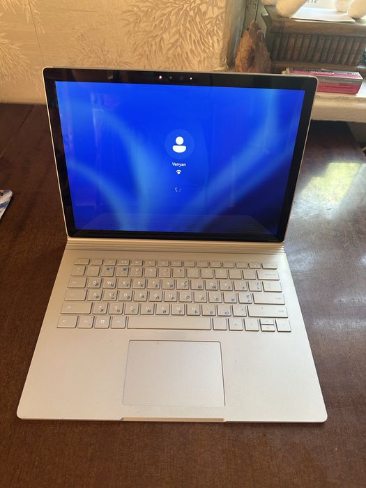 Ноутбук Microsoft Surface Book 13,5 (Сенсорний) FaceID