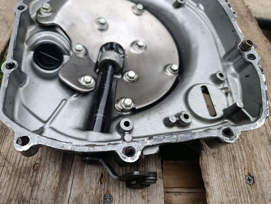 Dekiel Kawasaki ZZR 600 sprzęgła pokrywa misa kapa olejowa obudowa B3
