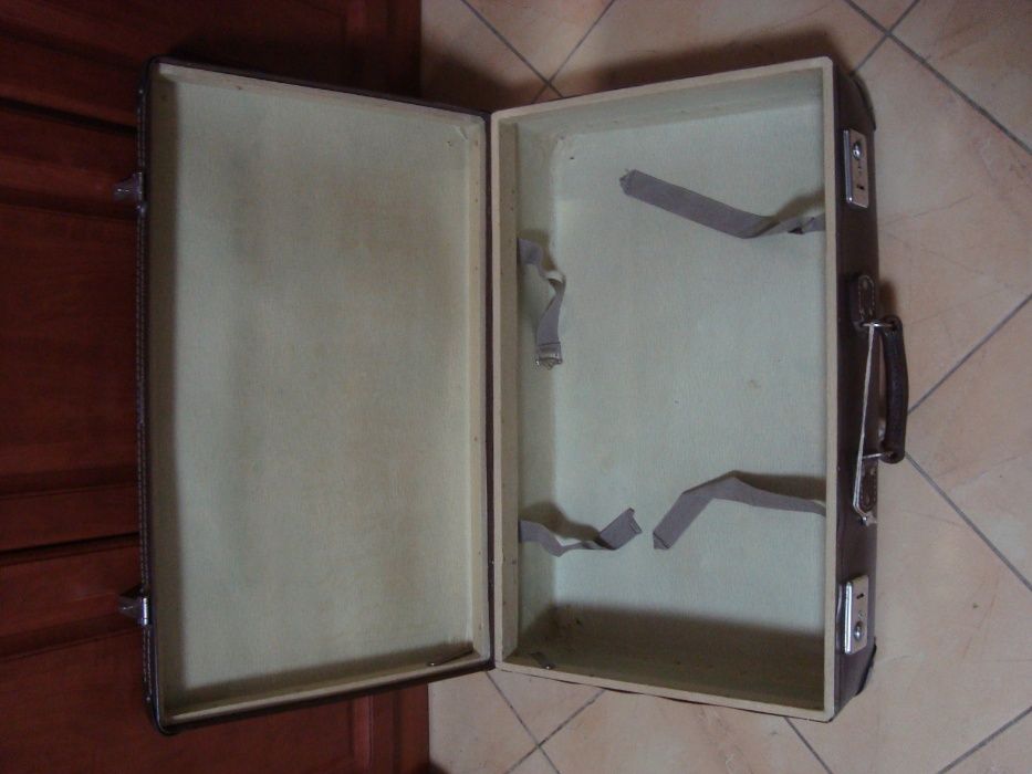 Валіза Винтажный чемодан из натурального волокна
