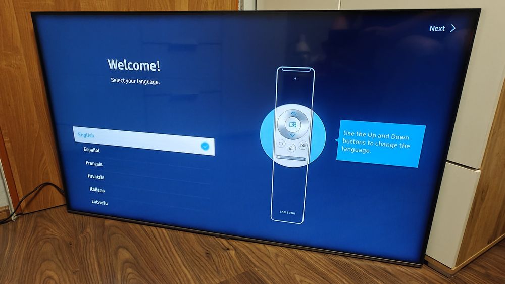 Telewizor Samsung QE50Q64TAUXXH QLED 4K 50 cali uszkodzony włącza się