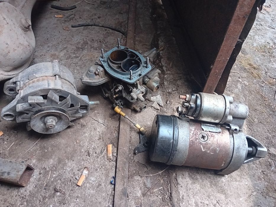 Продам карб стояв на 3 моторі є відео роботи