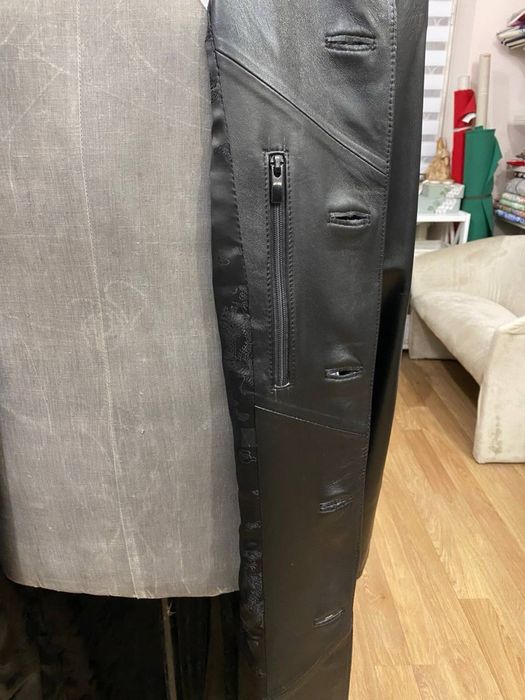 Шкіряний плащ чоловічий