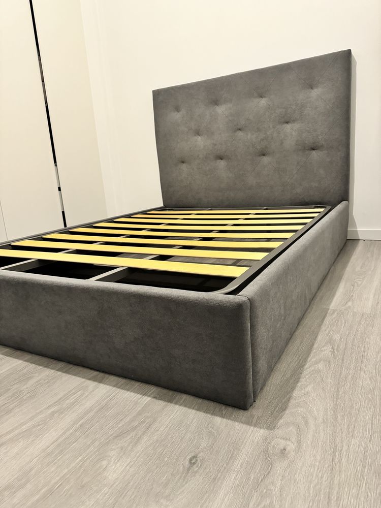 Cama Casal Sommier c/estrado