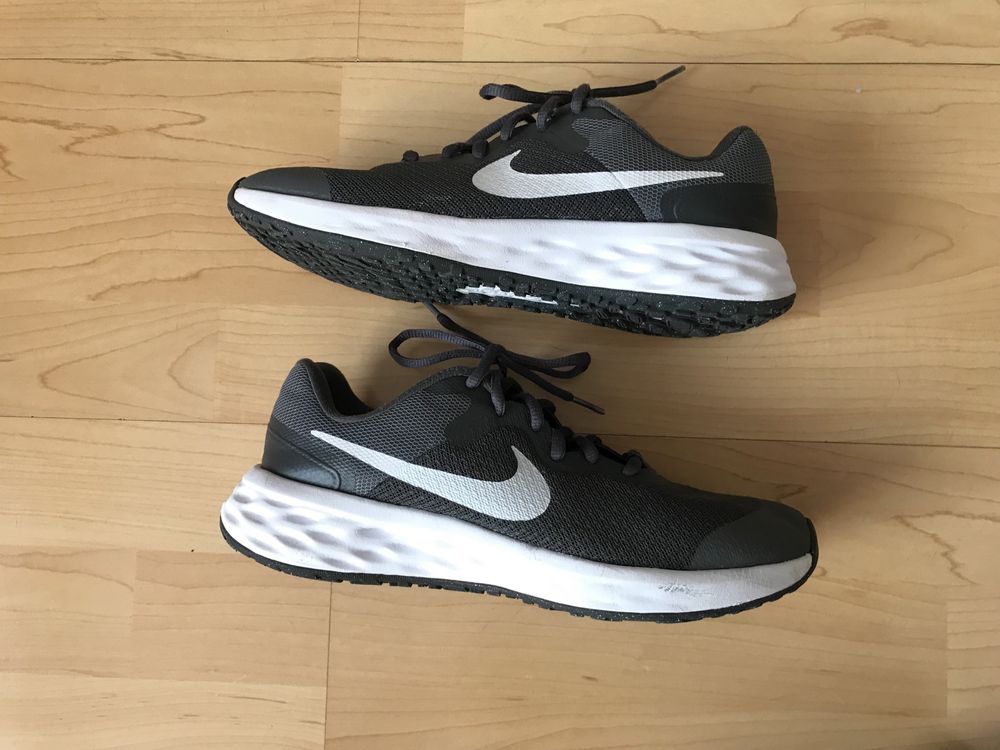 Buty NIKE r. 38, 24cm