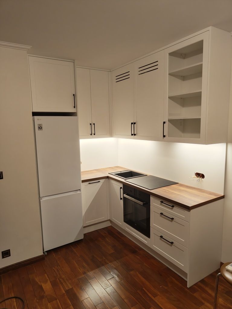 Skręcanie mebli szafy komody składanie ikea Agata brw łóżka kuchenne