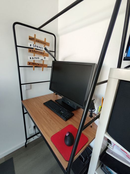 Secretaria Alta / Balcão de cozinha
