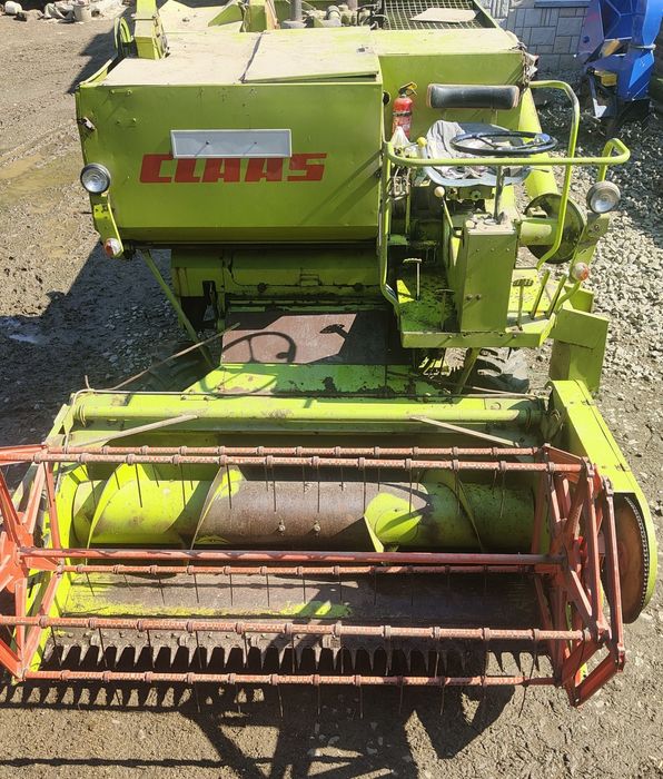 Kombajn Claas Compact 25