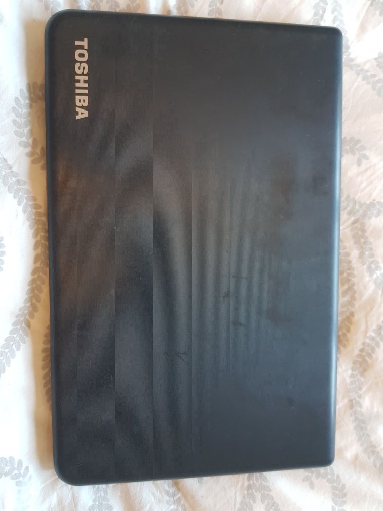Ноутбук Toshiba Satellite C50-A-1JX