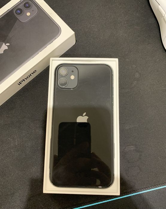 Apple iPhone 11   128GB Black