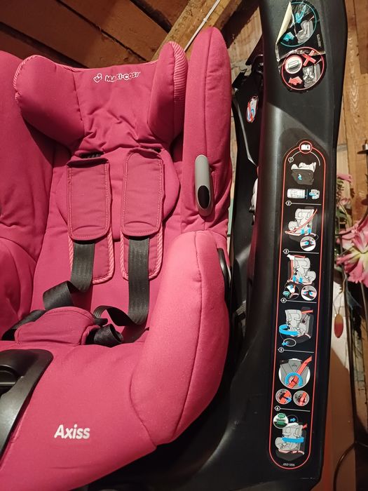 Fotelik MaxiCosi Axiss 9-18kg obrotowy na pasy