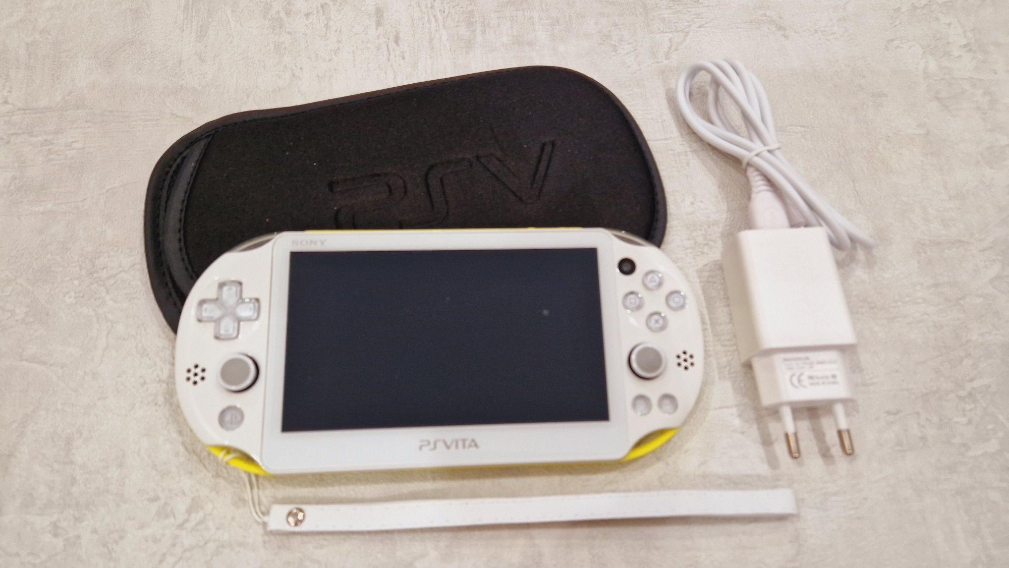 PS Vita slim 64гиг +45игр+чехол!