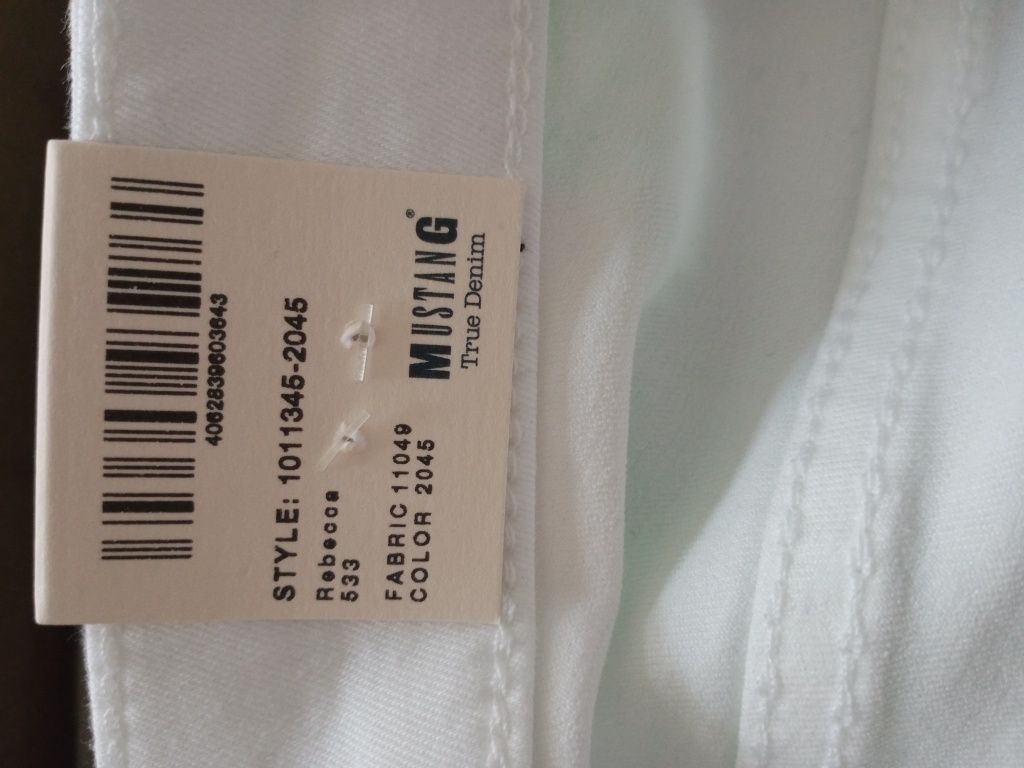 Elastyczne jeansy Mustang True Denim Rebecca W 32 L 30