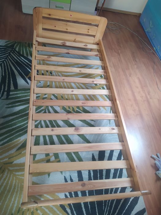 Łóżko sosnowe 90x200