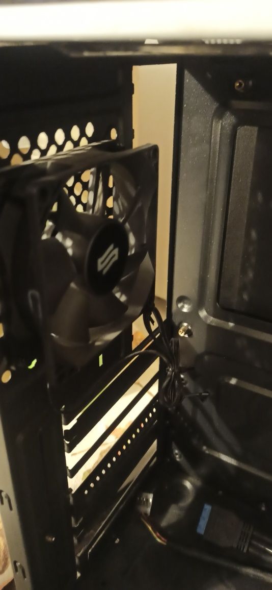 Obudowa pc ATX z zasilaczem