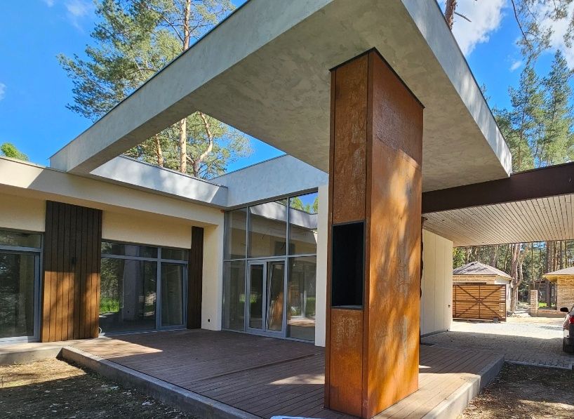 Продаётся дом в Обуховке в сосновом лесу закрытая территория река