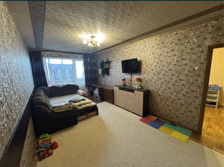 Продам 2х.кв. 7/9 на Алексеевке м. Победы