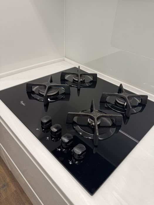 Продам варочну газову панель Whirpool
