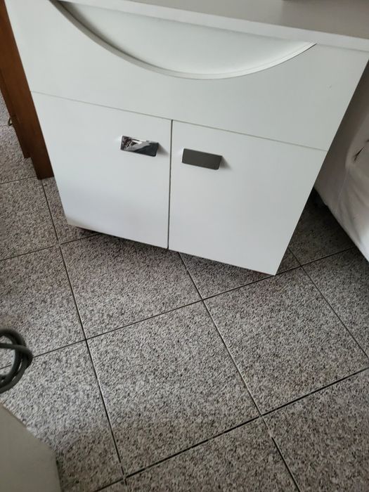 Mobel de arrumação pequeno e perfeito