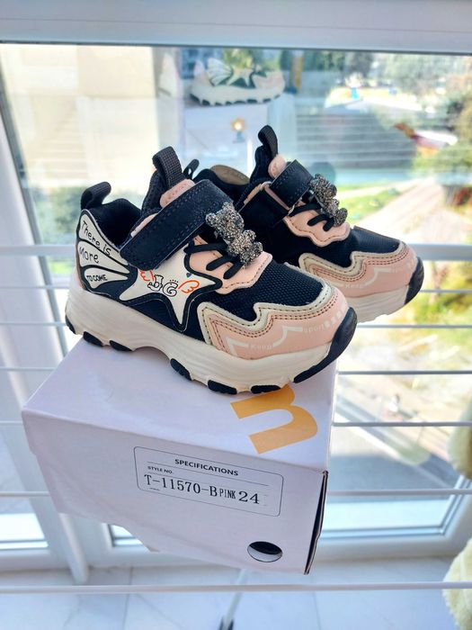 Кросівки для дівчинки Jong Golf 24р