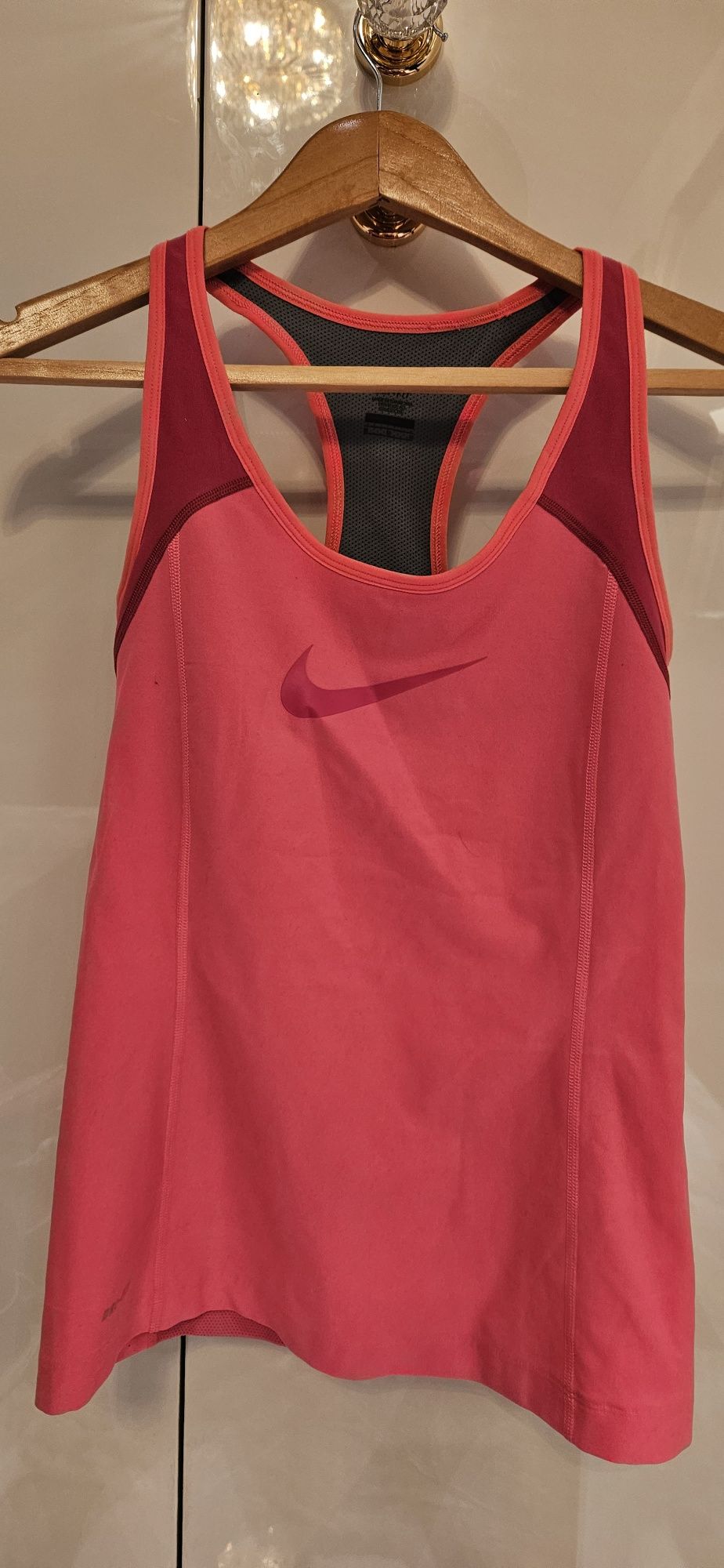 Koszulka sportowa Nike damska