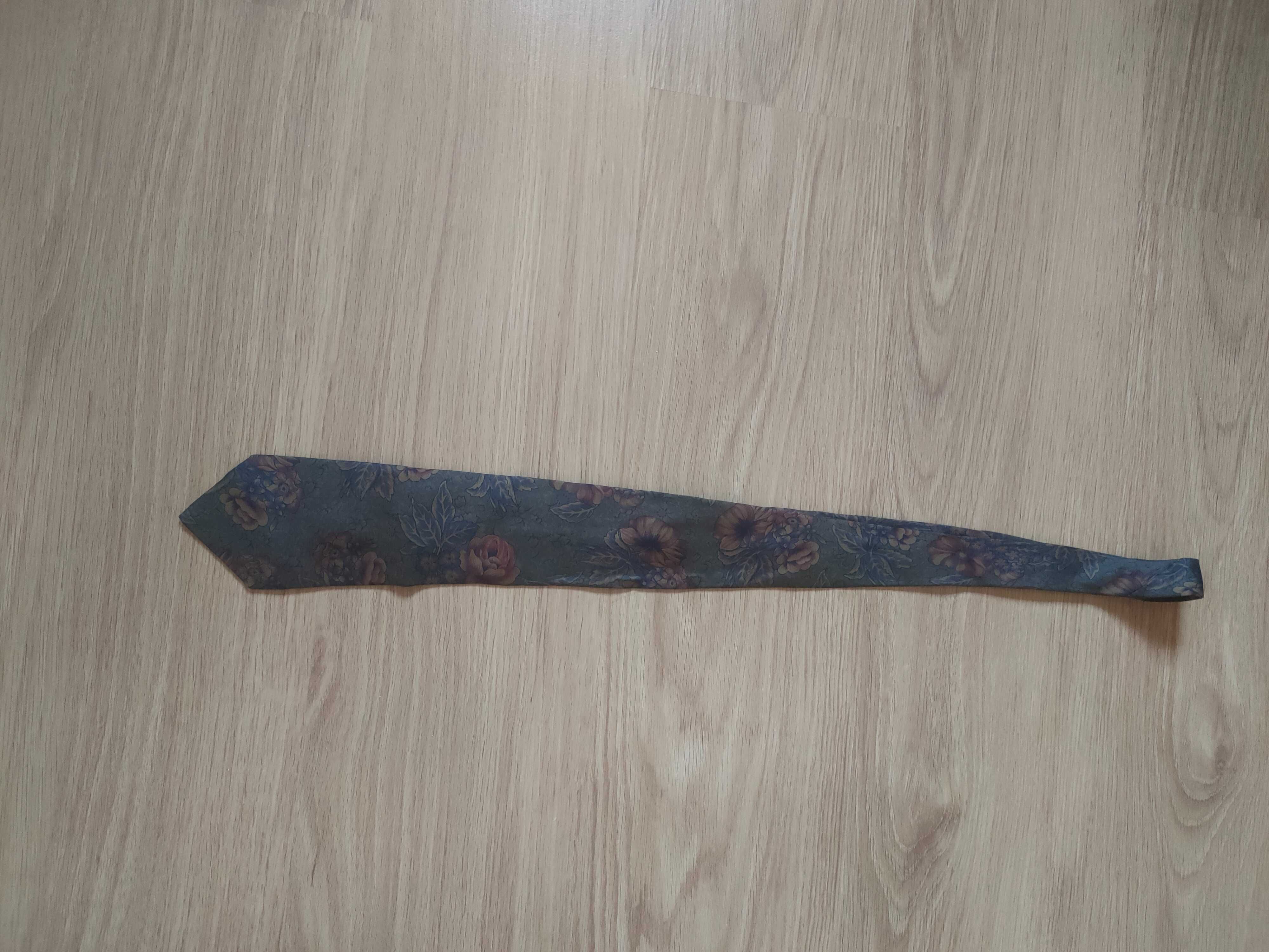 Gravata com padrão