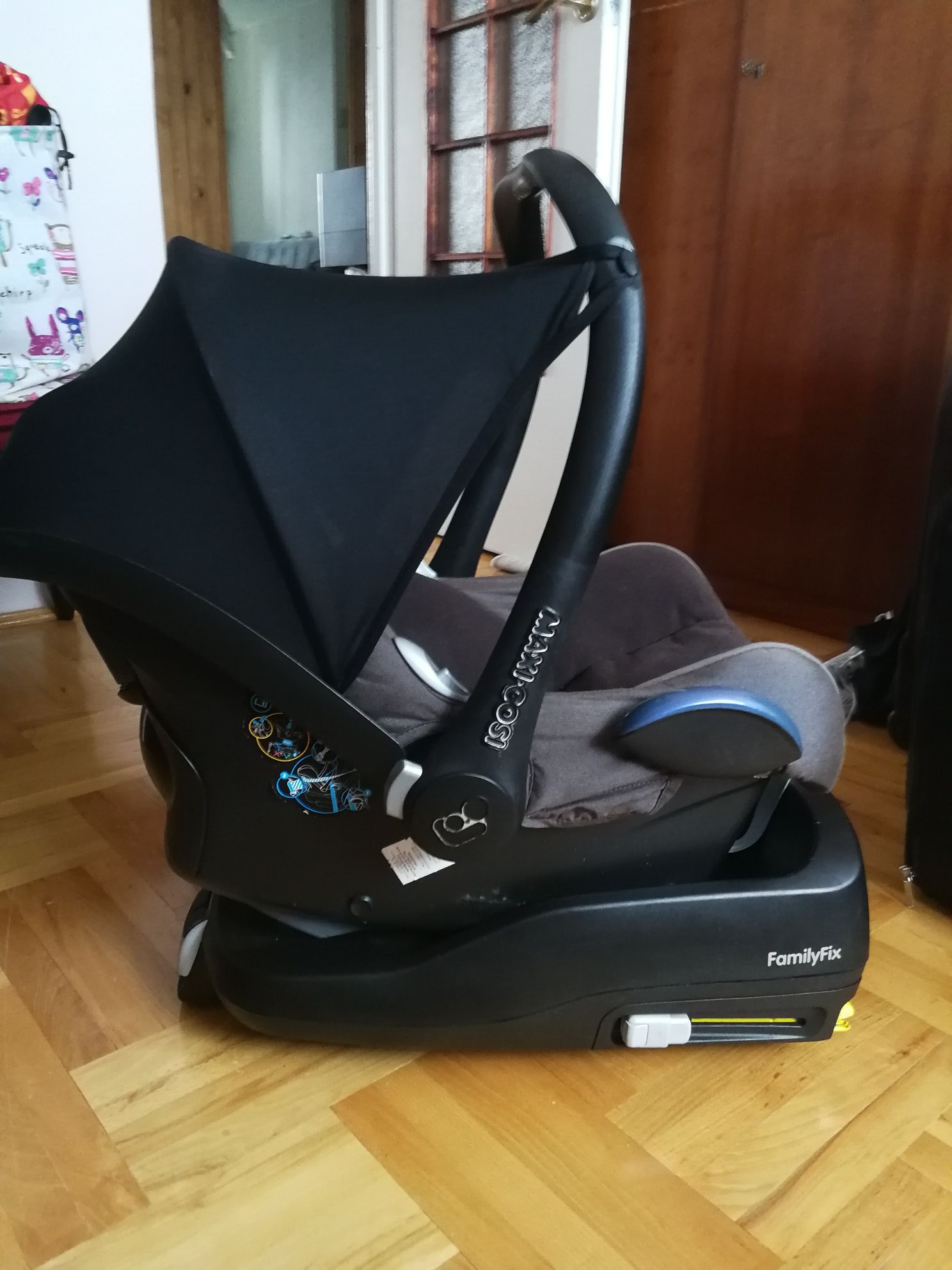 Fotelik maxi cosi cabrio fix + baza family fix