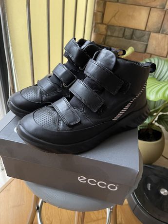 Дитяче взуття Ecco