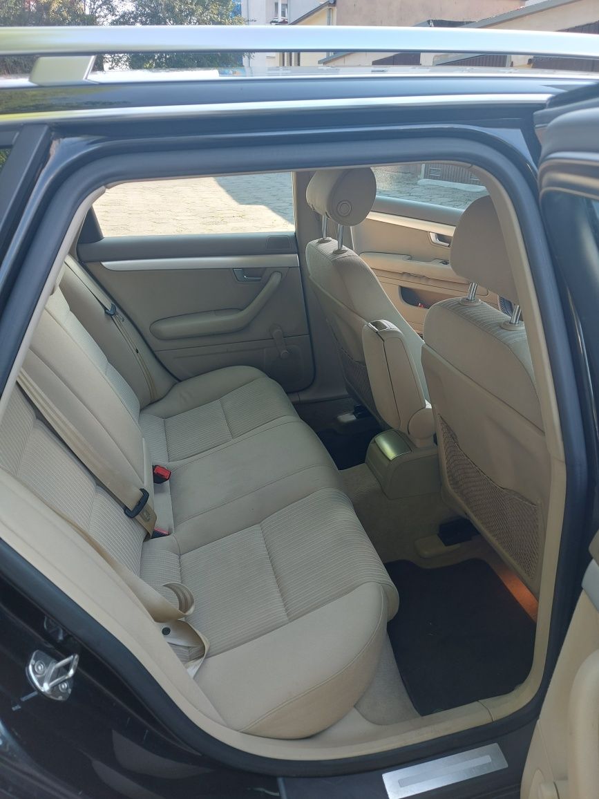 Audi A4b7  2.0 TDI  r.2006   niski przebieg