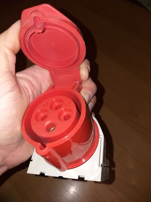 Настінна промислова розетка Walther BS4343 б.у.